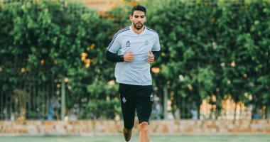 بيراميدز يدعم شريف إكرامي: استمر يا وحش أفريقيا.. الأفضل لم يأت بعد