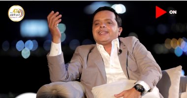 هنيدى لـ لميس الحديدى يوسف شاهين قالى "ماتبقاش  بياع لبن"