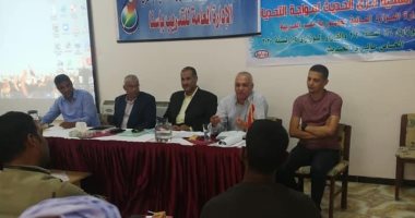 الرى تنظم ندوة حول ترشيد استهلاك المياه والتحول للرى الحديث بإسنا.. صور