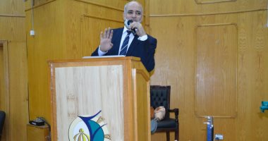 جامعة الفيوم تنظم دورة تدريبية للعاملين على الإسعافات الأولية.. صور