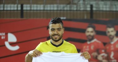 صور.. لاعبو الانتاج الحربى يدعمون محمد شوقى غريب بعد الرباط الصليبى 