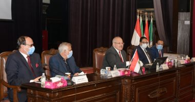رئيس جامعة القاهرة: نشارك فى تأسيس وعى عقلى وخطاب دينى جديدين