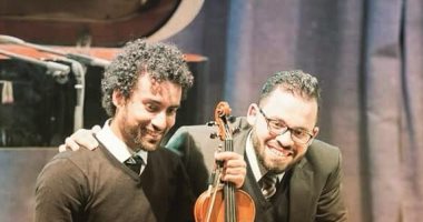 مؤلفات موسيقية معاصرة لفؤاد ومنيب على مسرح النافورة .. الجمعة 