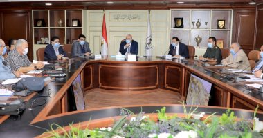 قبول 6 تظلمات والموافقة على 26 طلب تقنين جديدا على أراضى أملاك الدولة ببنى سويف