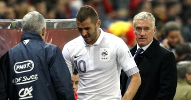 بنزيما يبرأ ديشامب من تهمة استبعاده من المنتخب الفرنسي
