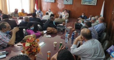 اتحاد العمال يجتمع بممثلى اللجان النقابية لبحث صياغة لائحة قطاع الأعمال العام