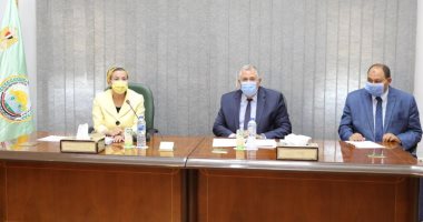 وزراتا الزراعة والبيئة يبحثان الاستفادة من المخلفات والمتبقيات الزراعية والحيوانية