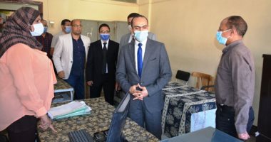 نائب محافظ سوهاج يتفقد مشروعات حياة كريمة وإدارة خدمة المواطنين بطما.. صور