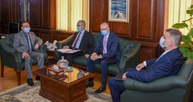 محافظ الإسكندرية يستقبل سفير روسيا الإتحادية والقنصل عام بالمحافظة