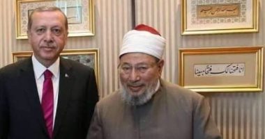 الثعبان فى زيارة الدجال.. هل زار أردوغان "يوسف القرضاوى" فى قطر؟