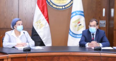 وزيرا البيئة والبترول يبحثان أوضاع الشركات العاملة بخليج السويس وبحيرة مريوط