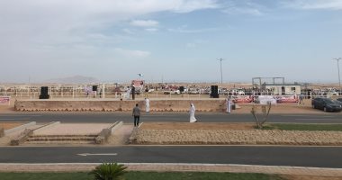 تفاصيل ثانى أيام سباق الهجن بشرم الشيخ.. وزير الرياضة يثمن جهود أبناء أرض الفيروز للحفاظ على رياضة الهجن.. ومحافظ جنوب سيناء يعلن تشكيل مجلس أمناء للسباقات المقبلة.. وتسليم سيارتين للفائزين بالسباق.. صور
