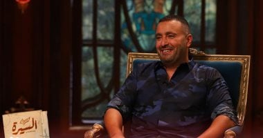 أحمد السقا: أمى كانت بتضربنى عشان كنت شقى.. ويكشف سبب تسميته بالزيبق.. صور