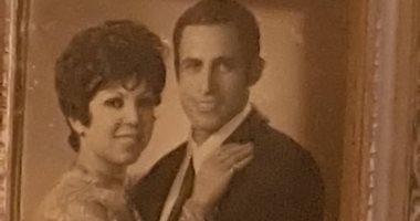 "حب استمر 46 سنة".. صورة نادرة للراحلة رجاء الجداوى مع زوجها حسن مختار