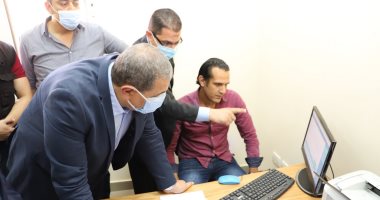 وزير القوى العاملة يوجه بسرعة ميكنة العمل بمديرية جنوب سيناء.. صور