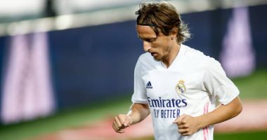 ريال مدريد يستعرض قذائف لوكا مورديتش بعد وصوله لمباراته الـ 250.. فيديو