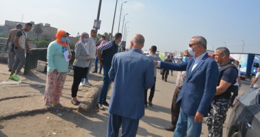 محافظ القليوبية يقود حملة إشغالات أعلى وأسفل الطريق الدائرى ويوجه بغلق مقهى