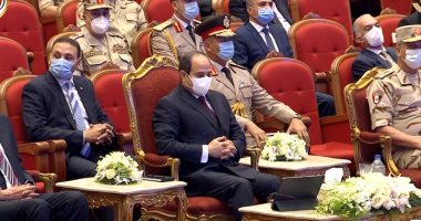 السيسي مرحبا بقادة أكتوبر فى الندوة التثقيفية الـ32: "شرفتونا ونورتونا"
