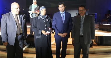 صور..وزير الرياضة يشهد احتفالية نادي النادي بانتصارات أكتوبر 