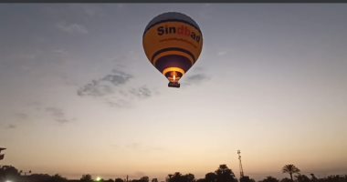 انطلاق أول رحلة للبالون الطائر فى الأقصر منذ 6 أشهر بإجراءات احترازية