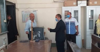 محافظ المنيا يكلف رؤساء المدن بالمرور على المدارس للوقف على جاهزيتها للدراسة