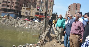 رفع 500 طن مخلفات وقمامة بحملة مكبرة فى شبرا الخيمة.. صور