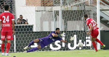 شاهد انفعال لاعب حرس الحدود على حكم مباراة الزمالك