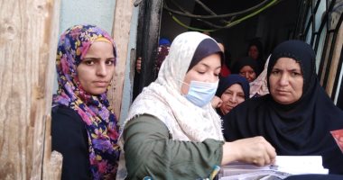 القومى للمرأة بالشرقية يستخرج 100 بطاقة رقم قومى مجانا للسيدات والفتيات.. صور