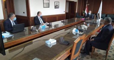 وزير الرى: ملتزمون بالبرنامج الزمنى لمشروع تبطين الترع ونضمن جودة التنفيذ