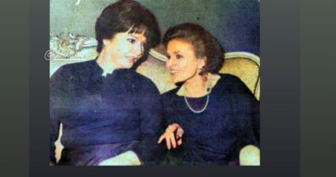 شاهد يسرا مع الراحلة شادية فى صور نادرة من كواليس "لا تسألنى من أنا"