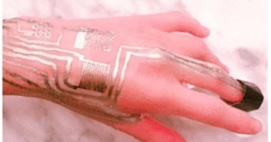 ابتكار طلاء ذكى يمكن وضعه على الجسم لمراقبة العلامات الحيوية