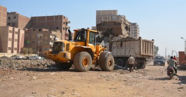 رفع 1250طن مخلفات بحملة مكبرة رفع القمامة بترعة الشرقاوية