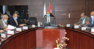 كامل الوزير يتابع نقل المرافق المتعارضة مع تطوير الدائري حول القاهرة الكبرى