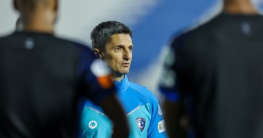 لوشيسكو يقرر الإبقاء على كردى وأشرف مع الهلال السعودى بالموسم الجديد