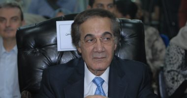 محمد فؤاد وسوسن بدر ودرة ينعون محمود ياسين : وداعاً صاحب التاريخ العظيم