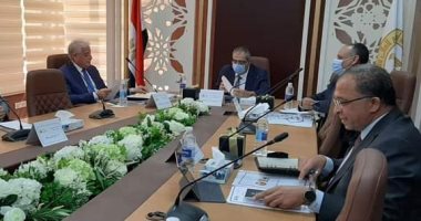 محافظ جنوب سيناء يشارك فى الاجتماع الثانى لمجلس أمناء جامعة الملك سلمان