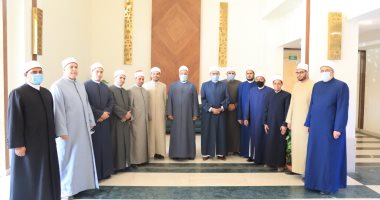 "البحوث الإسلامية" يوجّه قافلة دعوية للوادى الجديد بمشاركة واعظات الأزهر