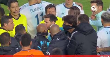 أزمة بين ميسى وقائد بوليفيا عقب نهاية المباراة.. فيديو