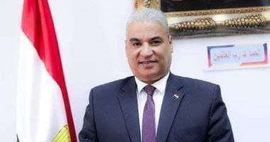 كلية الآداب والعلوم الإنسانية بجامعة القناة تستقبل 2200 طالب بالفرقة الأولى