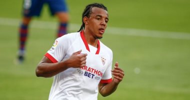 ريال مدريد يزاحم مانشستر يونايتد على ضم مدافع إشبيلية