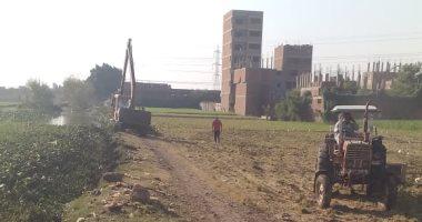 شكوى من تهالك الطرق فى عزبة خالد بالقليوبية.. والمحافظة ترد