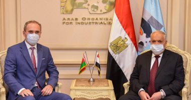 العربية للتصنيع تبحث الشراكة وتوطين التكنولوجيا وتدريب الكوادر مع سفير بيلاروسيا