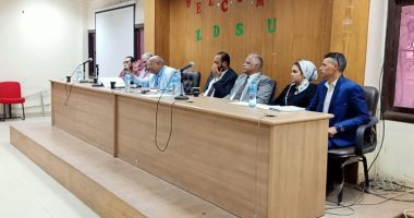 مجلس نقابة البيطريين يلتقى الأعضاء العاملين بالعقود فى المجازر بالشرقية