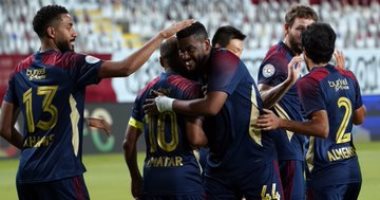 نهائى كأس الإمارات.. المزمار المصرى يشعل أجواء محيط استاد هزاع بن زايد "فيديو"