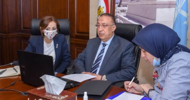 محافظ الإسكندرية يبحث مع عمدة "باڤوس" تفعيل خط الطيران المباشر بين المدينتين