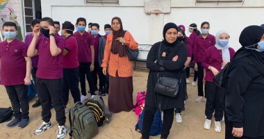 مدرسة الكنيسة الأسقفية تستقبل العام الدراسى الجديد بإجراءات احترازية.. صور