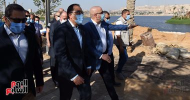 رئيس الوزراء يتفقد متحف الحضارة ومنطقة عين الصيرة