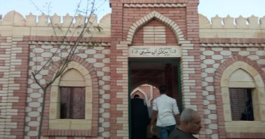 صور.. هنا تدفن والدة الشهيد البطل أحمد المنسى بجواره فى مقابر الروبيكى