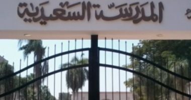 توعية صحية لتلاميذ مدرسة السعيدية الثانوية بالجيزة فى أول يوم دراسى