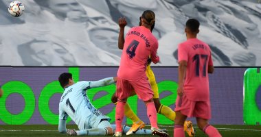 كورتوا: سقوط ريال مدريد أمام قادش بالليجا جرس إنذار لتحسين الأداء